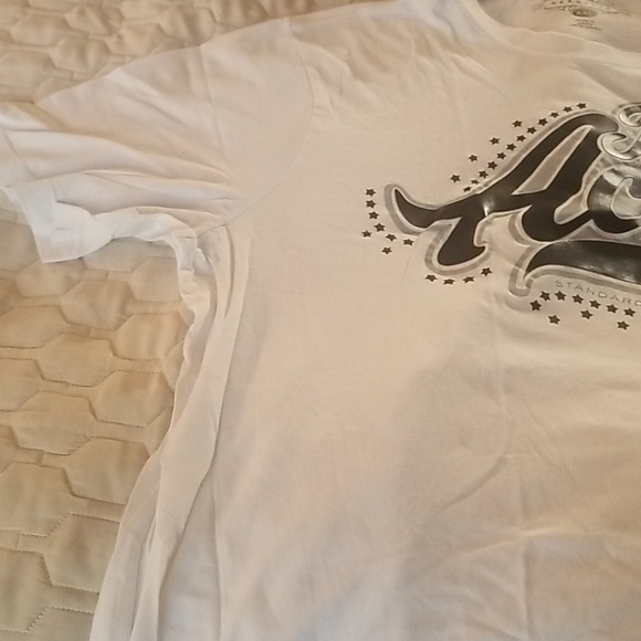 T Shirt - Picture 3 of 5